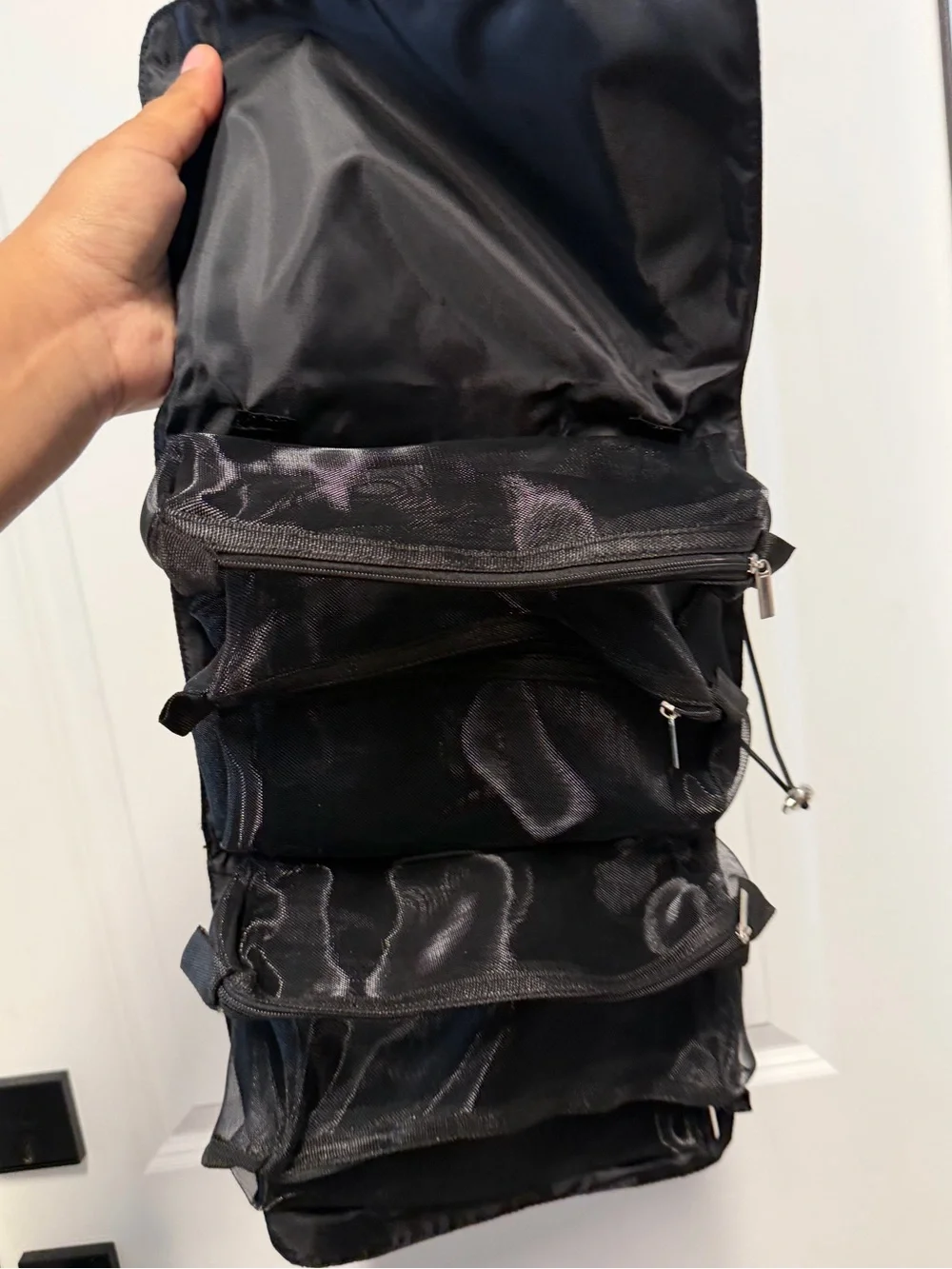 Aegnoo Black Hanging Travel Toiletry Organizer Bag
